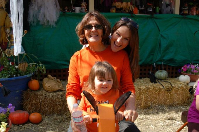 317093_10150410257037254_165300518_n